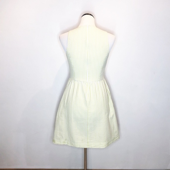 Crown & Ivy Green Summer Dress with Pockets - Picture 3 of 5